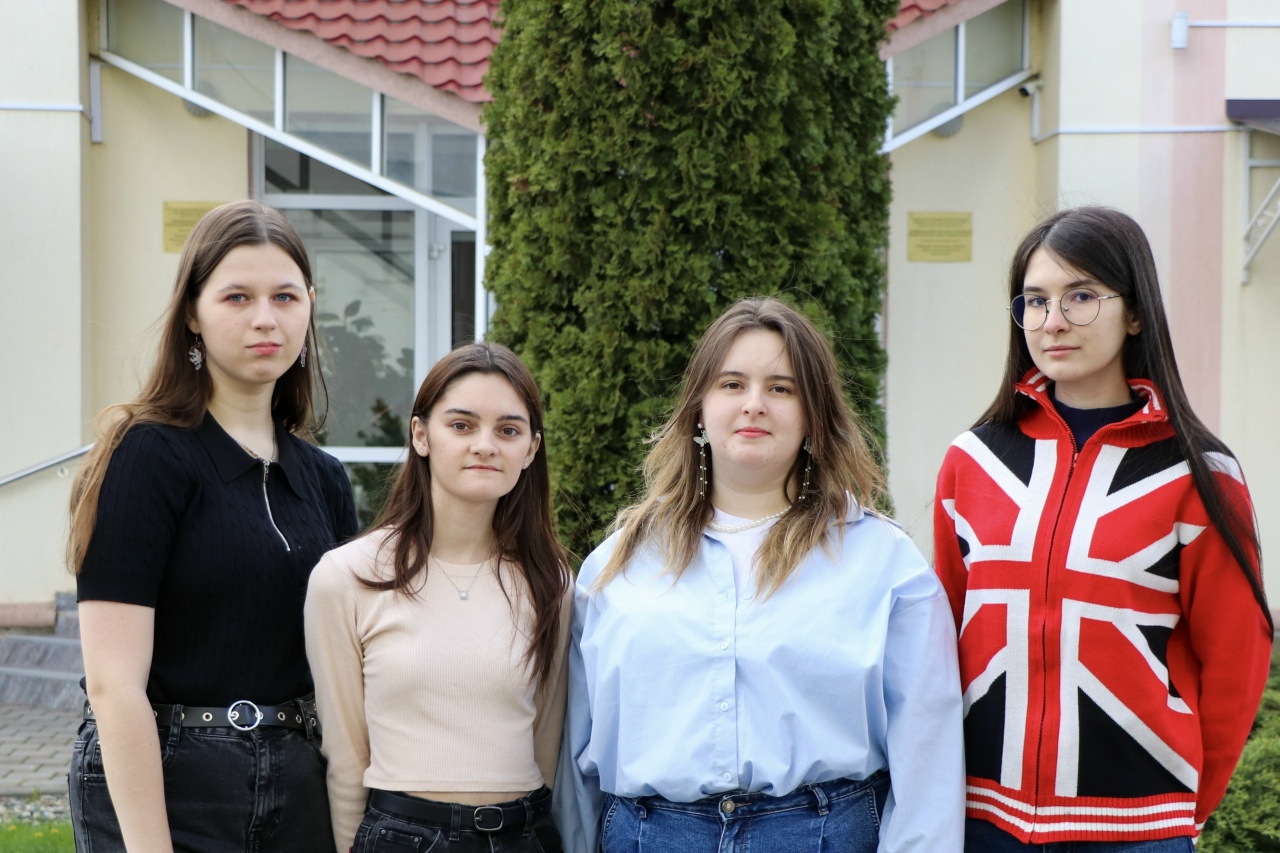 Команда проекта — интерактивная новелла о выборе профессии